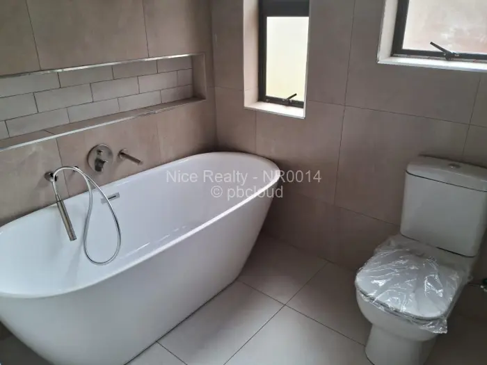 Townhouse/Cluster for Sale in Greendale North, Harare