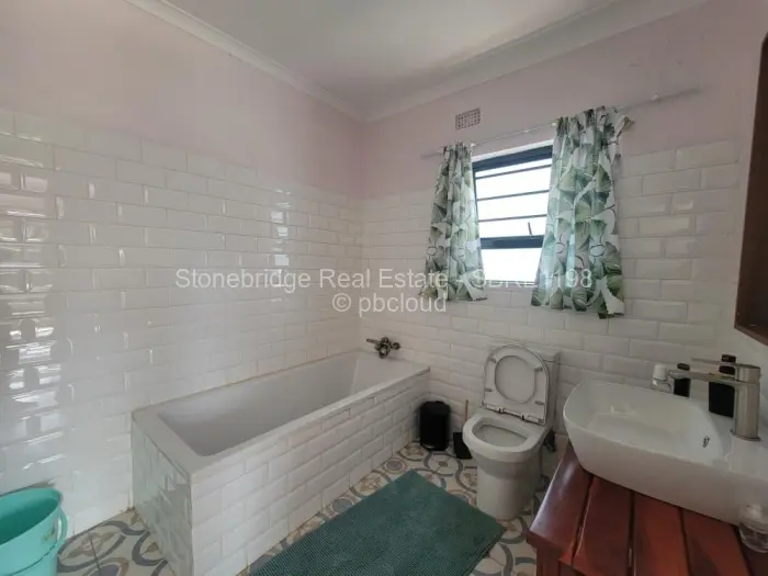 3 Bedroom House for Sale in Douglasdale, Bulawayo