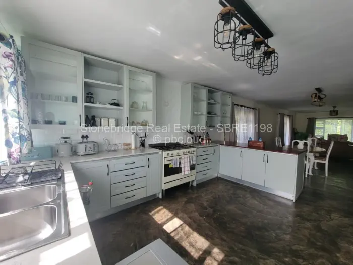 3 Bedroom House for Sale in Douglasdale, Bulawayo