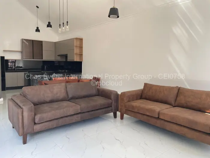 Townhouse/Cluster for Sale in Hillside Byo, Bulawayo