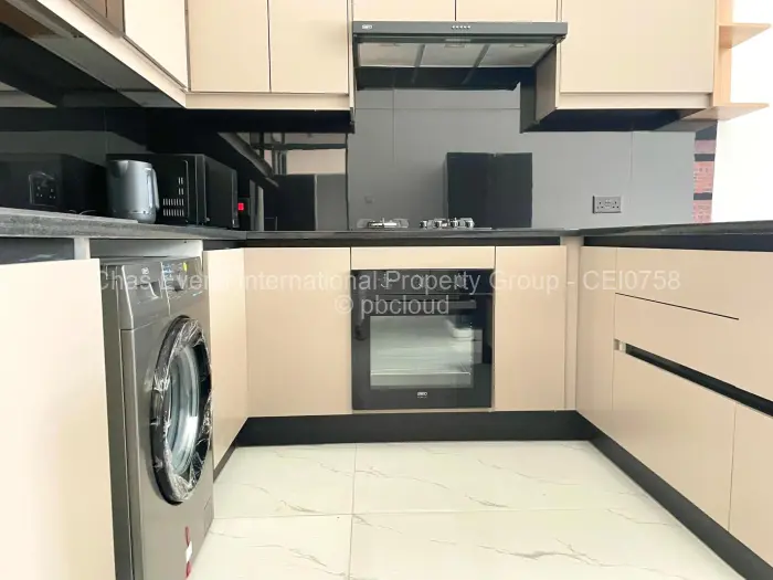 Townhouse/Cluster for Sale in Hillside Byo, Bulawayo