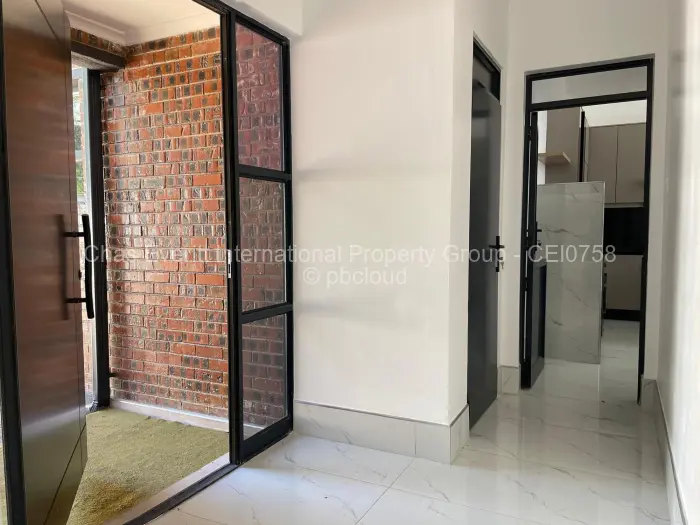 Townhouse/Cluster for Sale in Hillside Byo, Bulawayo