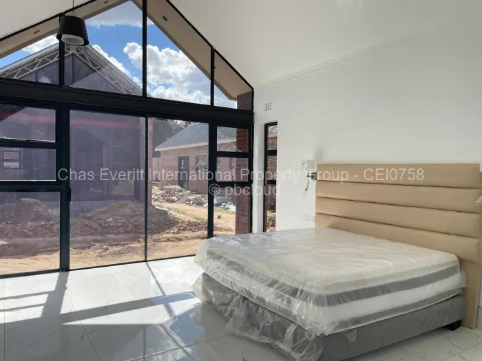 Townhouse/Cluster for Sale in Hillside Byo, Bulawayo