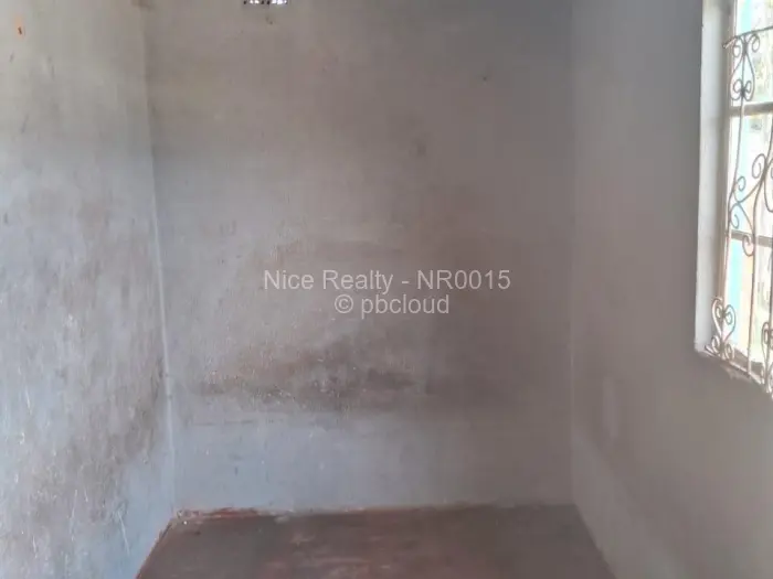 4 Bedroom House for Sale in Highfield, Harare