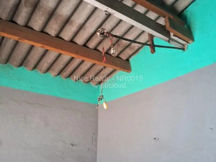 4 Bedroom House for Sale in Highfield, Harare