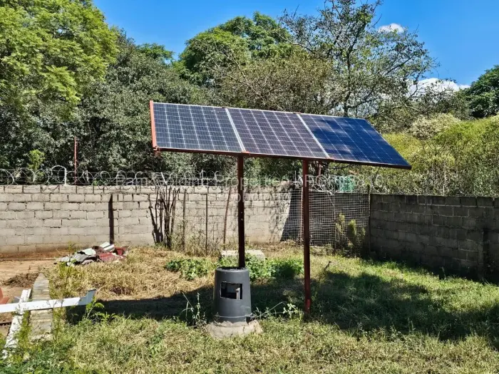 5 Bedroom House for Sale in Matsheumhlope, Bulawayo