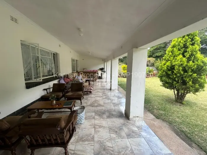 4 Bedroom House to Rent in Alexandra Park