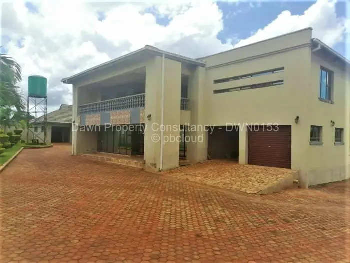 5 Bedroom House for Sale in Gletwin Park, Harare