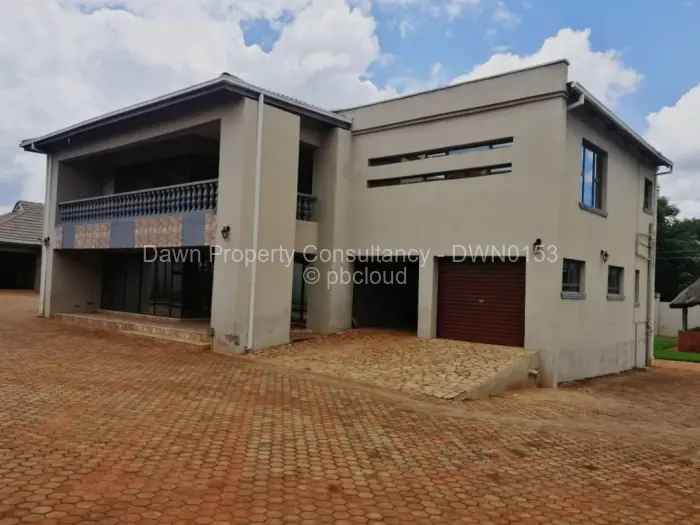 5 Bedroom House for Sale in Gletwin Park, Harare