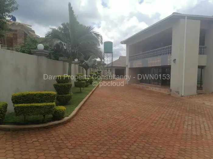 5 Bedroom House for Sale in Gletwin Park, Harare