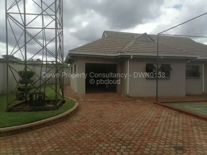 5 Bedroom House for Sale in Gletwin Park, Harare