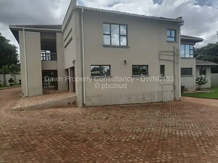 5 Bedroom House for Sale in Gletwin Park, Harare