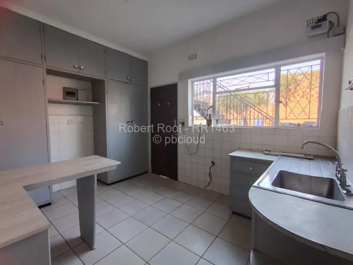 Flat/Apartment to Rent in Avondale