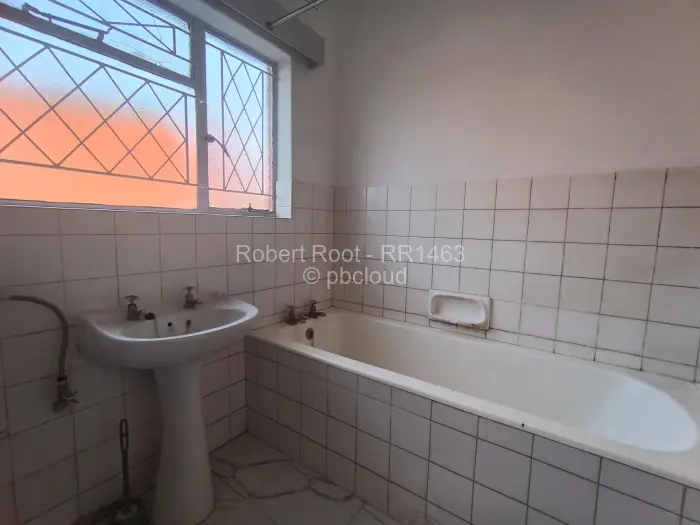 Flat/Apartment to Rent in Avondale