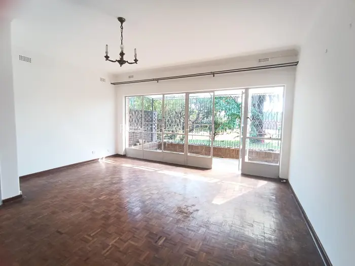 Flat/Apartment to Rent in Avondale