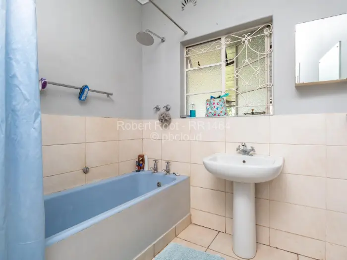 3 Bedroom House to Rent in Greendale