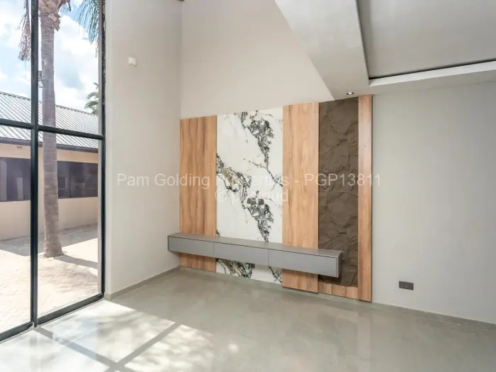 Townhouse/Cluster to Rent in Avondale