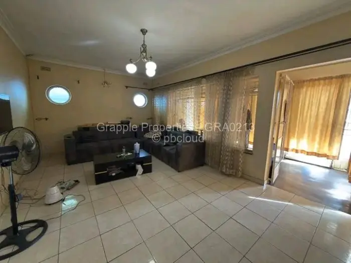 3 Bedroom House to Rent in Braeside, Harare