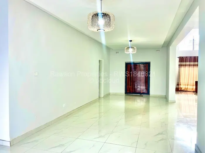 Townhouse/Cluster for Sale in Borrowdale, Harare