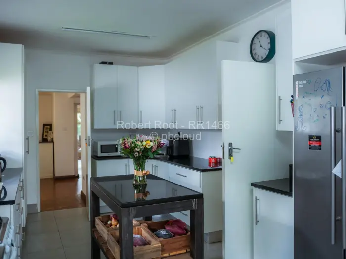3 Bedroom House for Sale in Chisipite, Harare