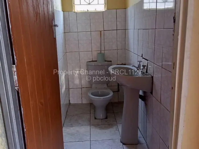 2 Bedroom House to Rent in Chitungwiza, Chitungwiza