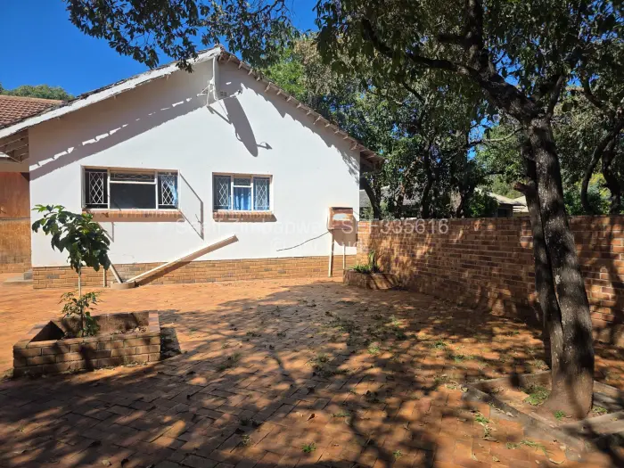 4 Bedroom House for Sale in Fortunes Gate, Bulawayo