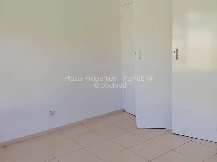 3 Bedroom House to Rent in Bluff Hill, Harare