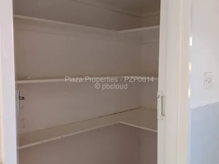 3 Bedroom House to Rent in Bluff Hill, Harare