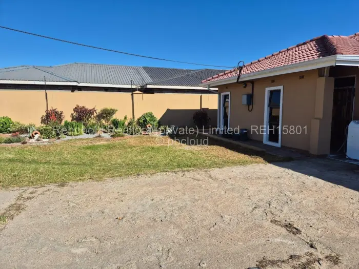 5 Bedroom House to Rent in Sandton Park, Harare