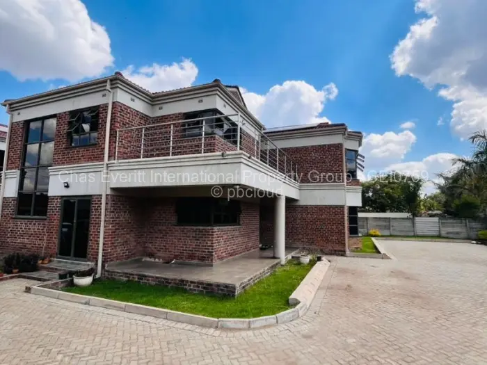 Flat/Apartment to Rent in Monavale