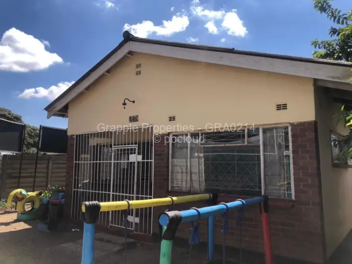4 Bedroom House for Sale in Budiriro, Harare