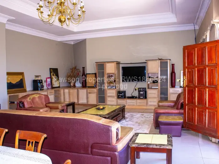 8 Bedroom House for Sale in Hogerty Hill, Harare