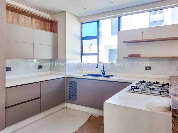 Townhouse/Cluster for Sale in Mount Pleasant, Harare