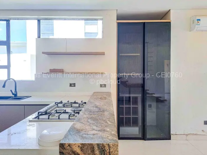 Townhouse/Cluster for Sale in Mount Pleasant, Harare