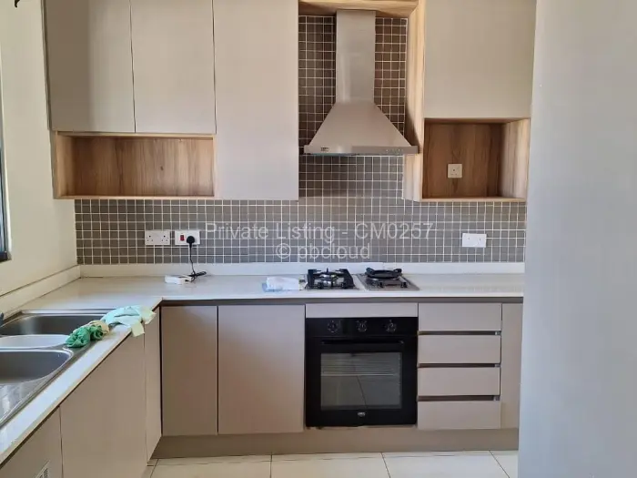Townhouse/Cluster to Rent in Greendale, Harare