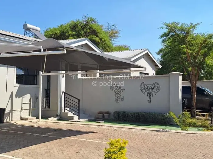 Townhouse/Cluster to Rent in Greendale, Harare