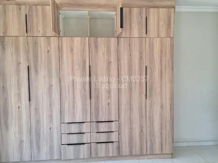 Townhouse/Cluster to Rent in Greendale, Harare