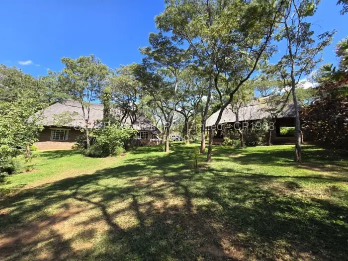 3 Bedroom House for Sale in Mazvikadei, Mazvikadei