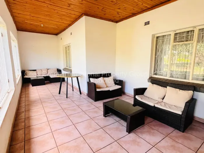 3 Bedroom Cottage/Garden Flat to Rent in Hillside
