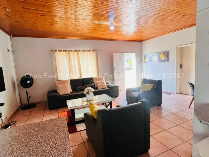 3 Bedroom Cottage/Garden Flat to Rent in Hillside