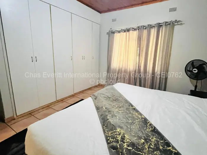 3 Bedroom Cottage/Garden Flat to Rent in Hillside