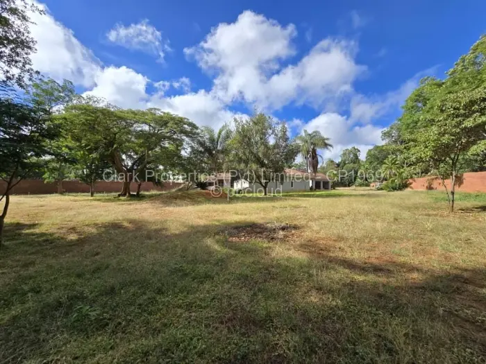 Office for Sale in Borrowdale, Harare