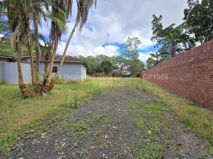 Office for Sale in Borrowdale, Harare