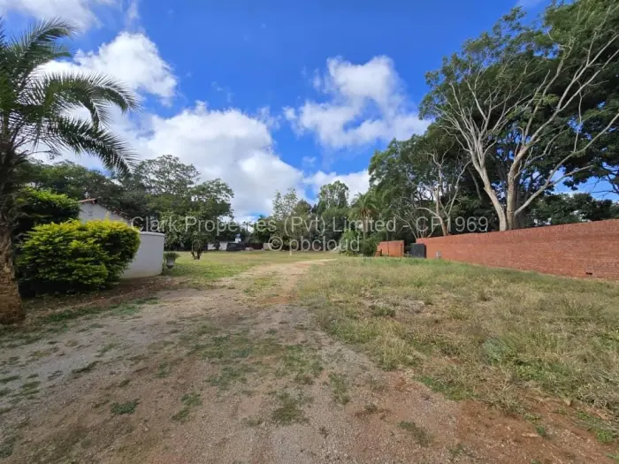 Office for Sale in Borrowdale, Harare