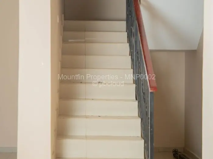 Flat/Apartment to Rent in Greystone Park, Harare