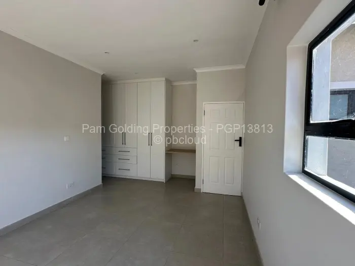 Townhouse/Cluster to Rent in Greendale