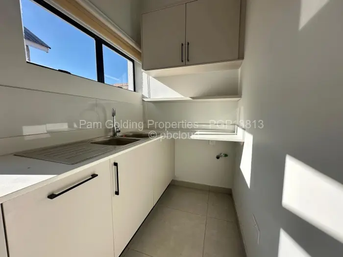 Townhouse/Cluster to Rent in Greendale