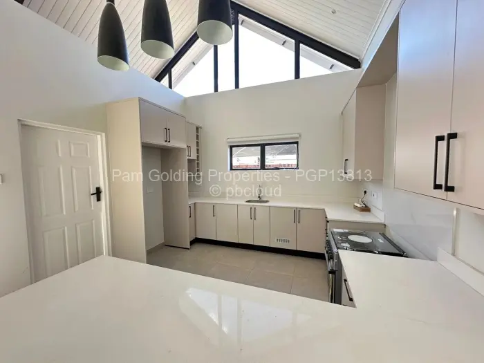 Townhouse/Cluster to Rent in Greendale