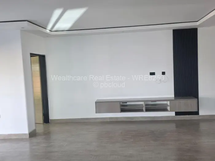 Townhouse/Cluster to Rent in Waterfalls