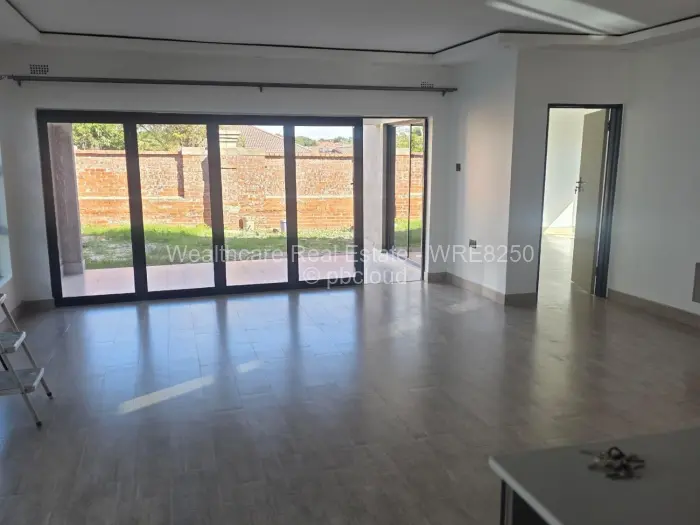 Townhouse/Cluster to Rent in Waterfalls